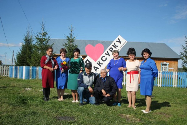 IMG-bdec919db111e7f0e4273f161f43cc59-V